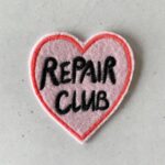 1 Stück Aufnäher Bügelflicken "Repair Club" von Flickli